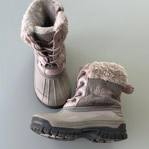 Oshkosh winter boots size 10